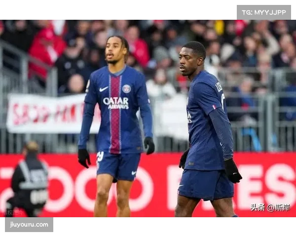 巴黎圣日耳曼多名主力伤缺 客战里昂阵容深度面临考验