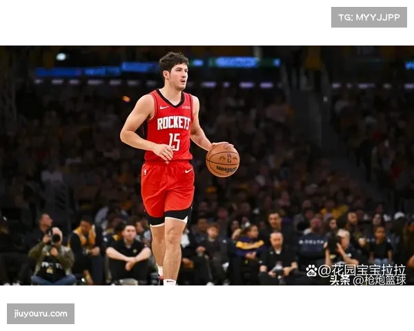 史密斯23分9篮板空间型四号位价值，火箭三分命中率联盟前列